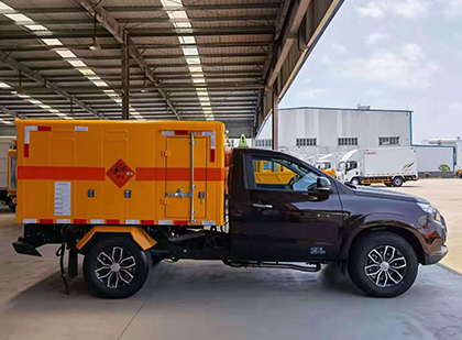 海西直辖爆破器材运输车